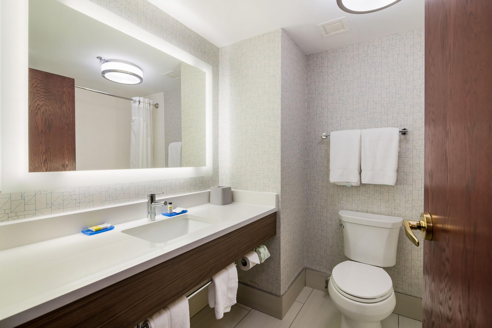 Holiday Inn Express - Plymouth By Ihg Eksteriør bilde