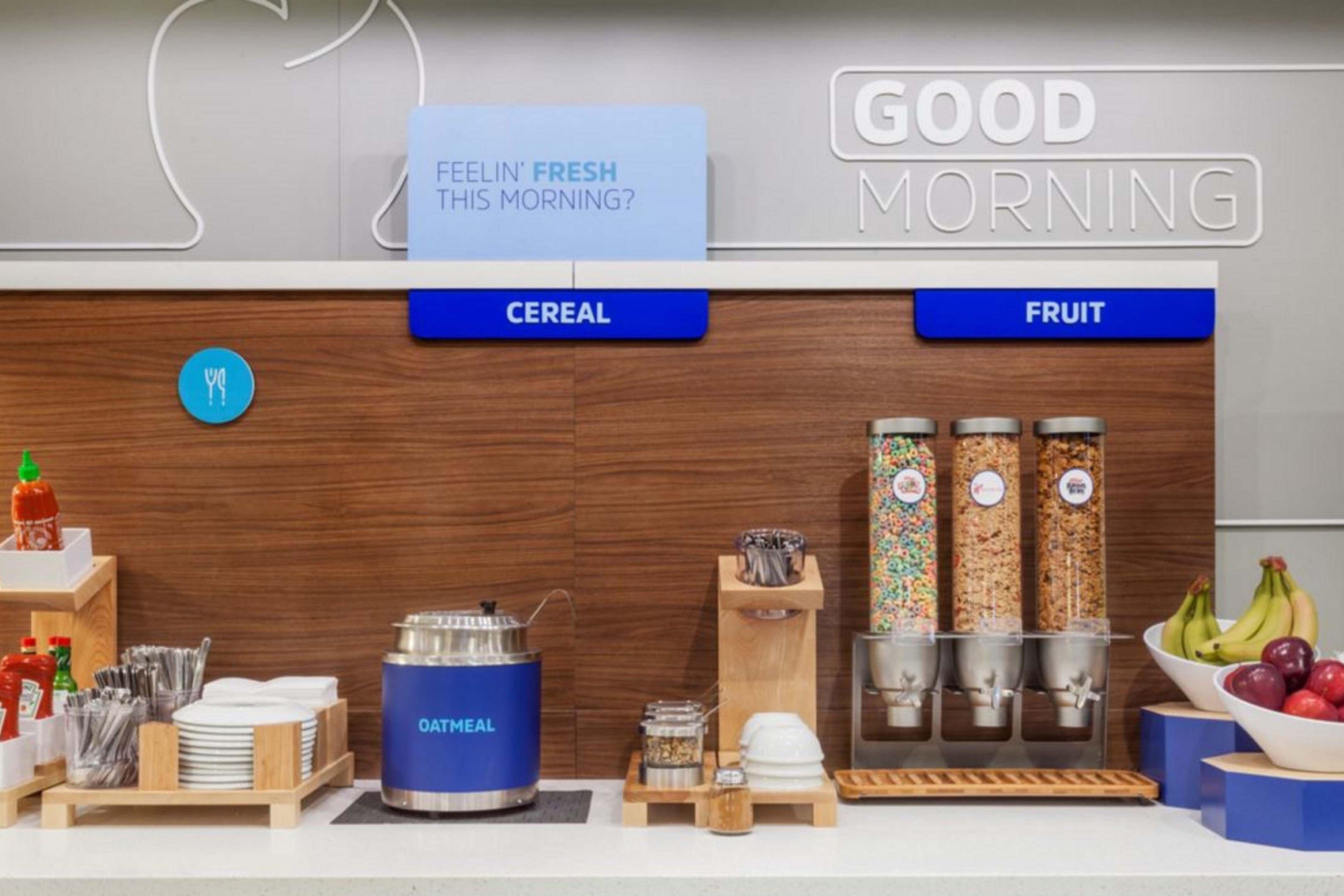 Holiday Inn Express - Plymouth By Ihg Eksteriør bilde